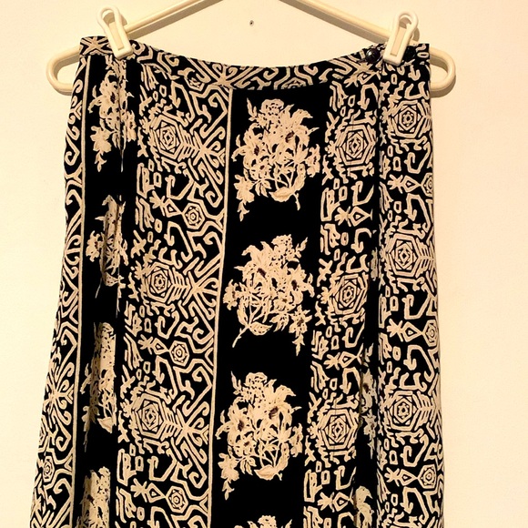 JM Collection Wrap Maxi Skirt NWOT - Picture 2 of 7